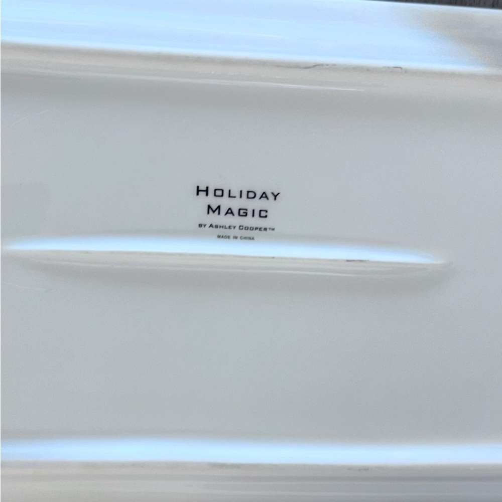 Ashley Cooper Holiday Magic Rectangular Plate - Picture 2 of 4
